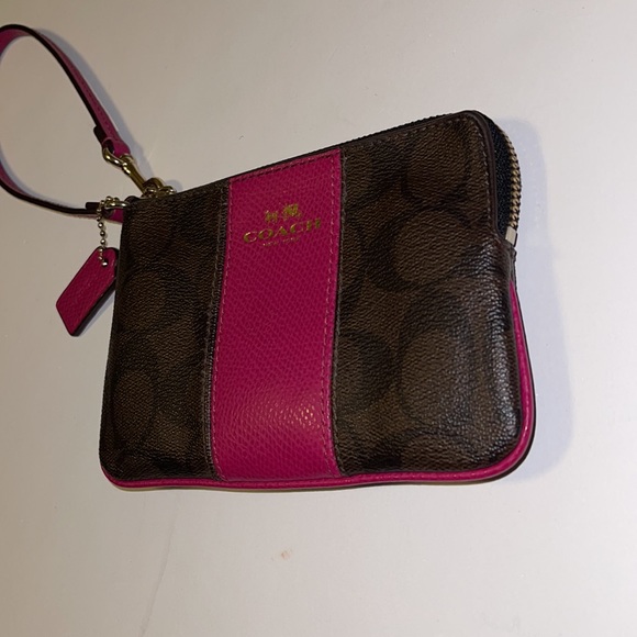 Coach Vintage Y2K Logo Leather Wristlet Pouch - Picture 5 of 7
